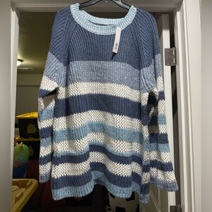🍋Striped Blue and White Women's Sweater really thick and soft